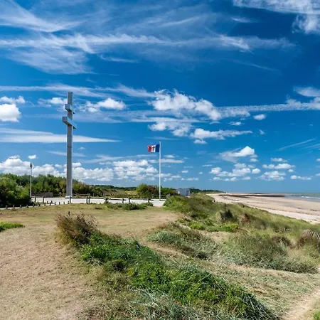 Appt Centre De Courseulles - 100M De La Plage Exterior photo