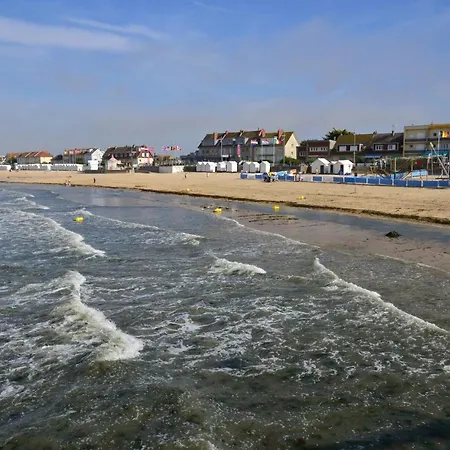 Appt Centre De Courseulles - 100M De La Plage Exterior photo